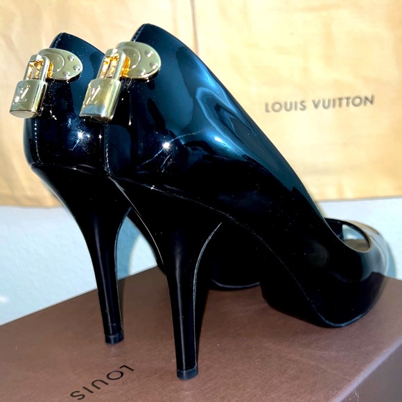 Louis Vuitton “Oh Really” Black Patent Gold Lock Platform Peep Toe Pump Size 6.5 - Picture 6 of 16